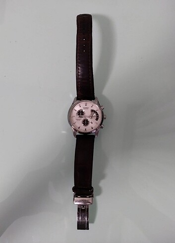 Beden Casio beside