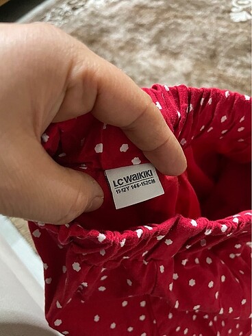 LC Waikiki 23 Nisan eteği