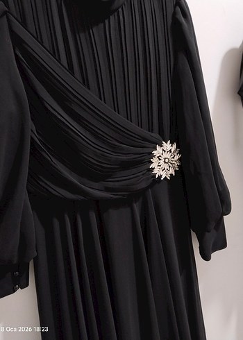 tesettür giyim uzun abiye taşlı tül elbise - Görsel 4