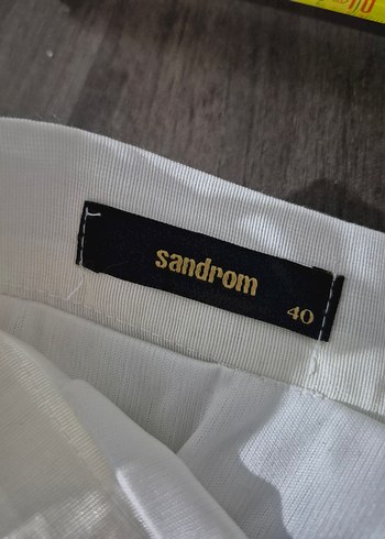 Nakış Detaylı Beyaz Uzun Etek - Görsel 4