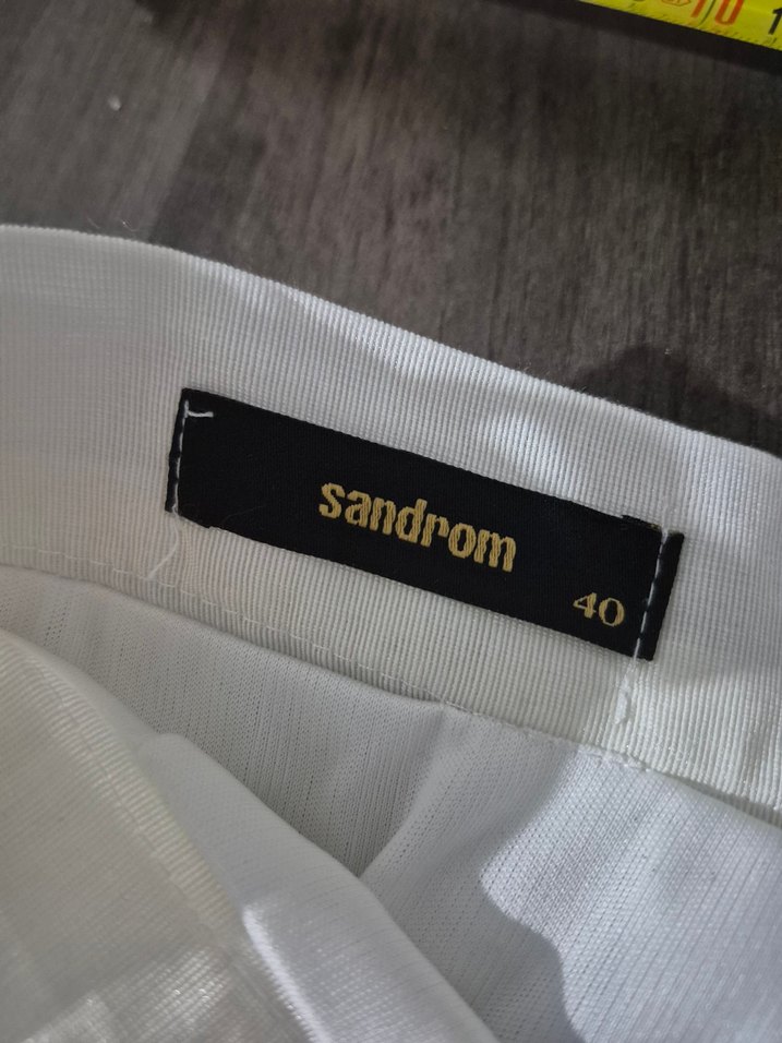 Nakış Detaylı Beyaz Uzun Etek - Görsel 4