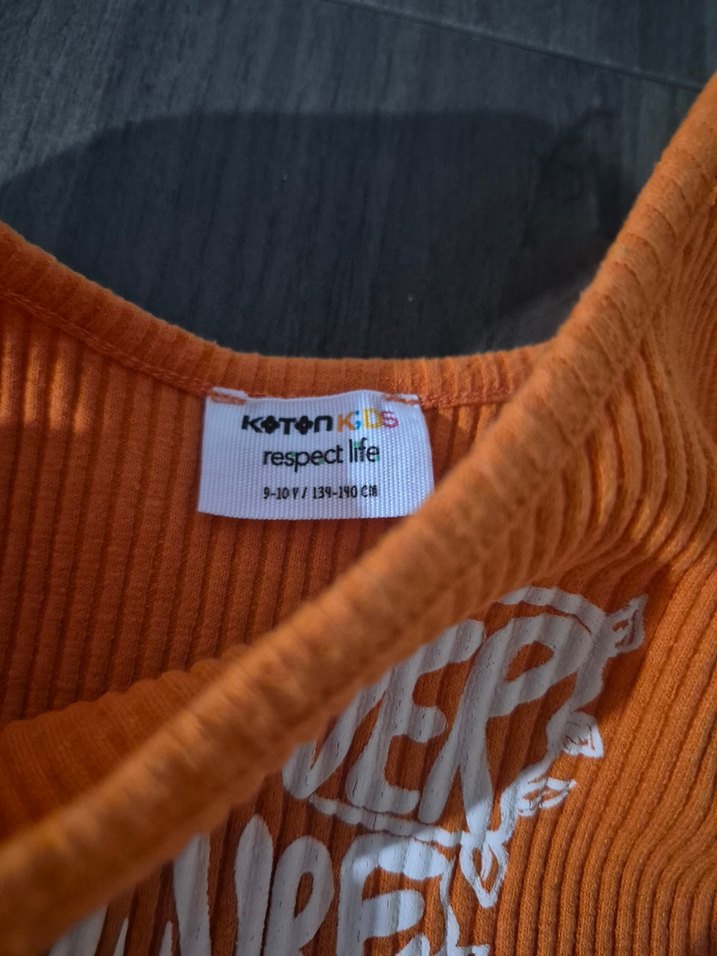 Kızlar İçin Turuncu Askısız Üst ve Siyah Rahat Pantolon - Görsel 4