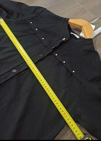 Düğmeli Siyah Uzun Kollu Kadın Gömlek - Görsel 2