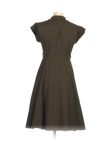 m Beden PreLoved Kısa Elbise %70 İndirimli.