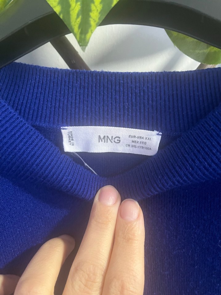 Uzun Kollu Boğazlı Çizgili Triko Kazak - Görsel 4