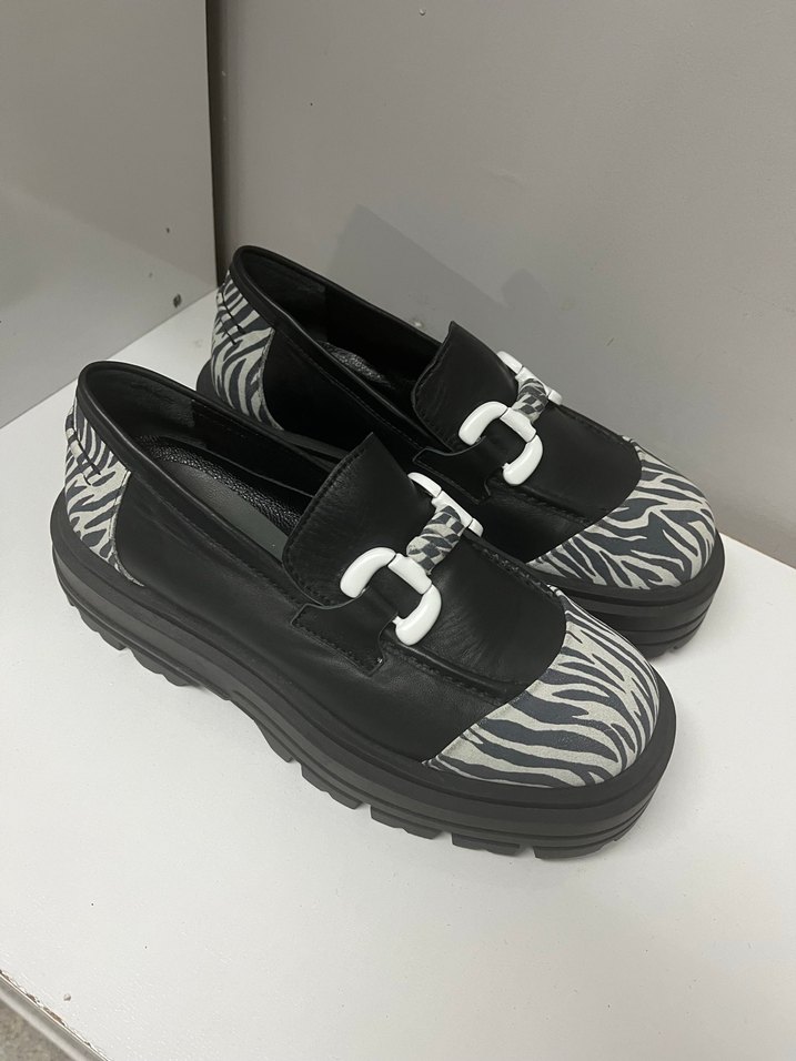 Kadın ayakkabı - Görsel 2