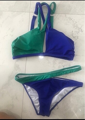 40 Beden Bikini takımı