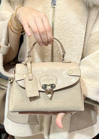 Kadın Siyah Deri Tokalı El Çantası - Görsel 8