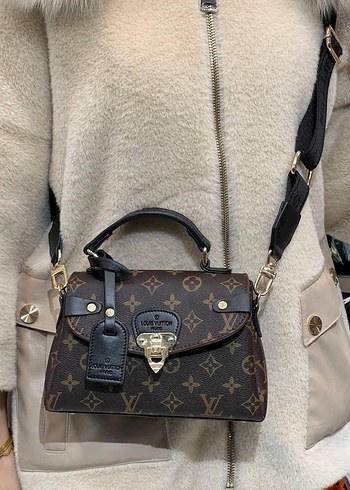 Kahverengi Deri Kadın El Çantası - Görsel 2