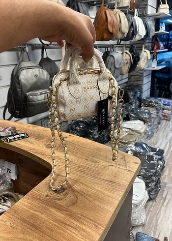 Zincir Detaylı Siyah Yılan Desenli Deri Çanta - Görsel 6