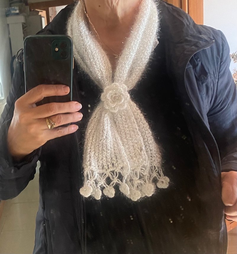 Beyaz Parlak Örgü Kadın fular - Görsel 2