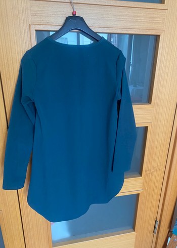 Kadın V Yaka Uzun Kollu koyu yeşil tunik - Görsel 3