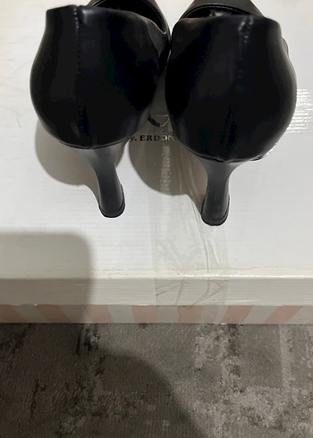 Siyah Deri Stiletto Topuklu Kadın Ayakkabı - Görsel 2