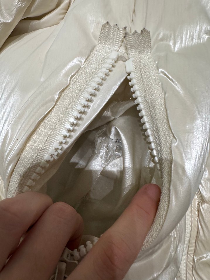 Beyaz Kürk Detaylı Kadın Parlak Mont - Görsel 5