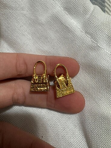 Jacquemus küpe