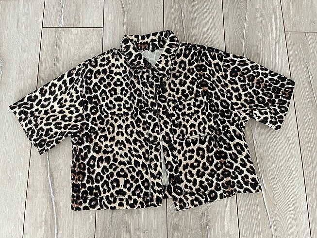 Trendyol & Milla leopar denim gömlek