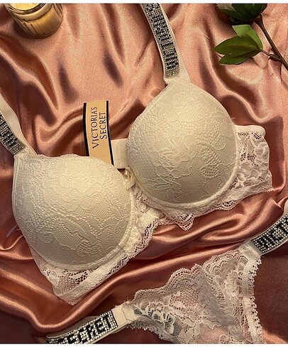 Victorias Secret Sütyen Takım (90B)