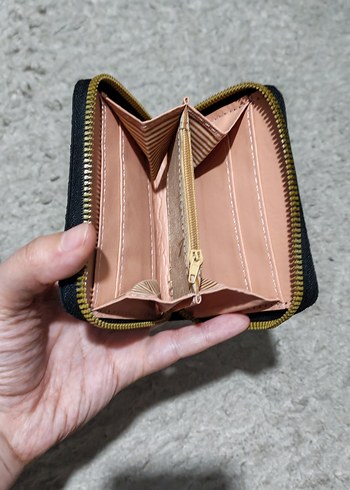 Siyah Nakışlı Deri Kadın Cüzdanı - Görsel 2