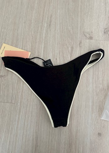 Los Ojos Bikini Altı - Görsel 4