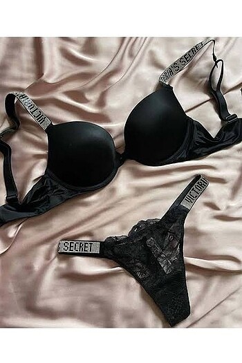 Victoria?s Secret Taşlı İç Çamaşır ve Sütyen Askısı Takım