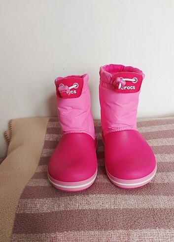 Crocs CROCS KIZ BOT ÇIZME HARIKA YENIDEN FARKSIZ