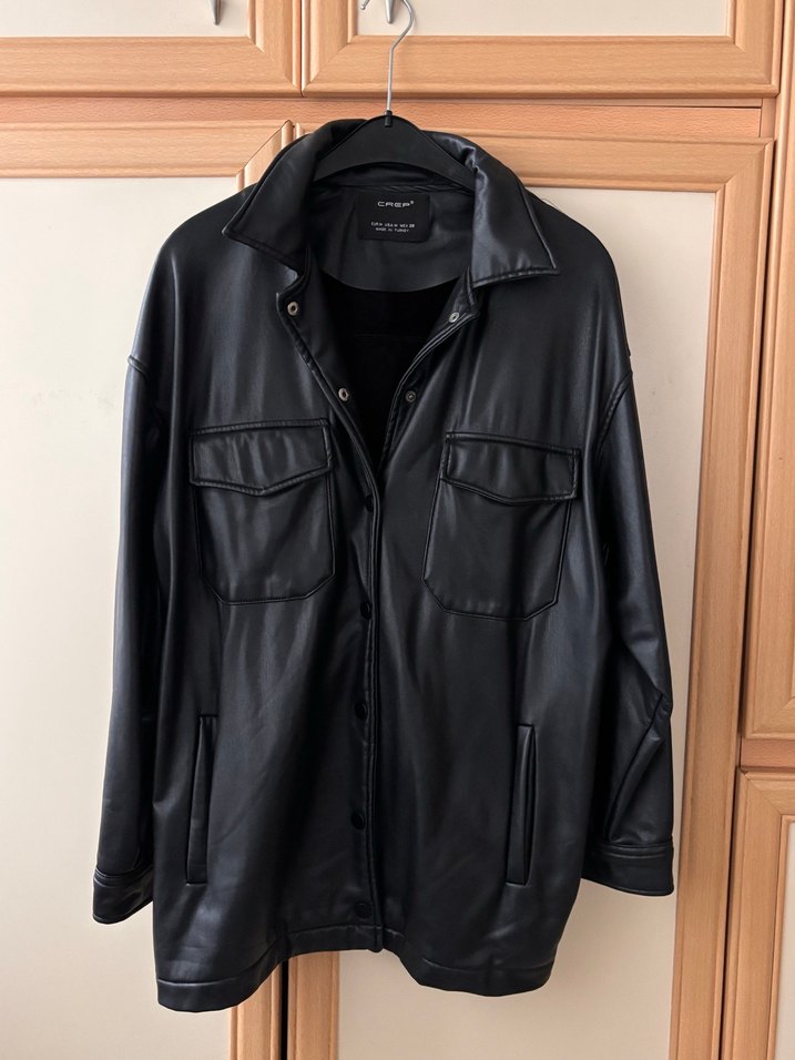 Düğmeli Siyah Deri Kadın Ceket - Görsel 2