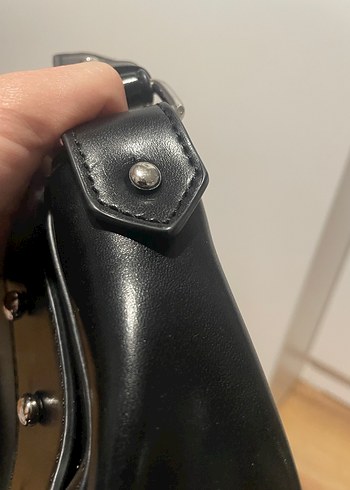 Siyah Deri Tokalı Kadın Çanta - Görsel 5