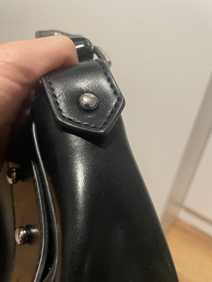 Siyah Deri Tokalı Kadın Çanta - Görsel 5