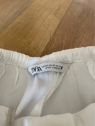 xs Beden Zara saten pantolon