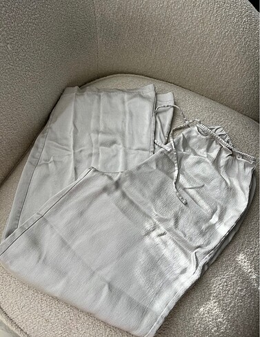 Zara saten pantolon
