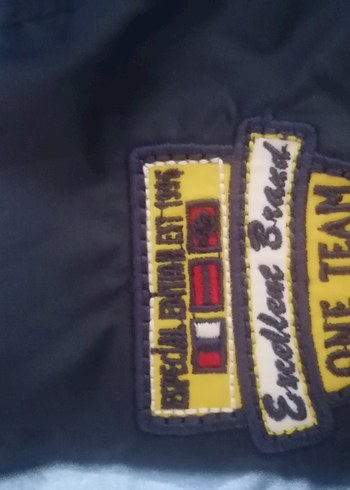 Yağmurluk yada rüzgarlık tam kapşönlü mont - Görsel 7