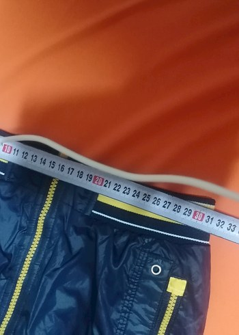 Yağmurluk yada rüzgarlık tam kapşönlü mont - Görsel 3