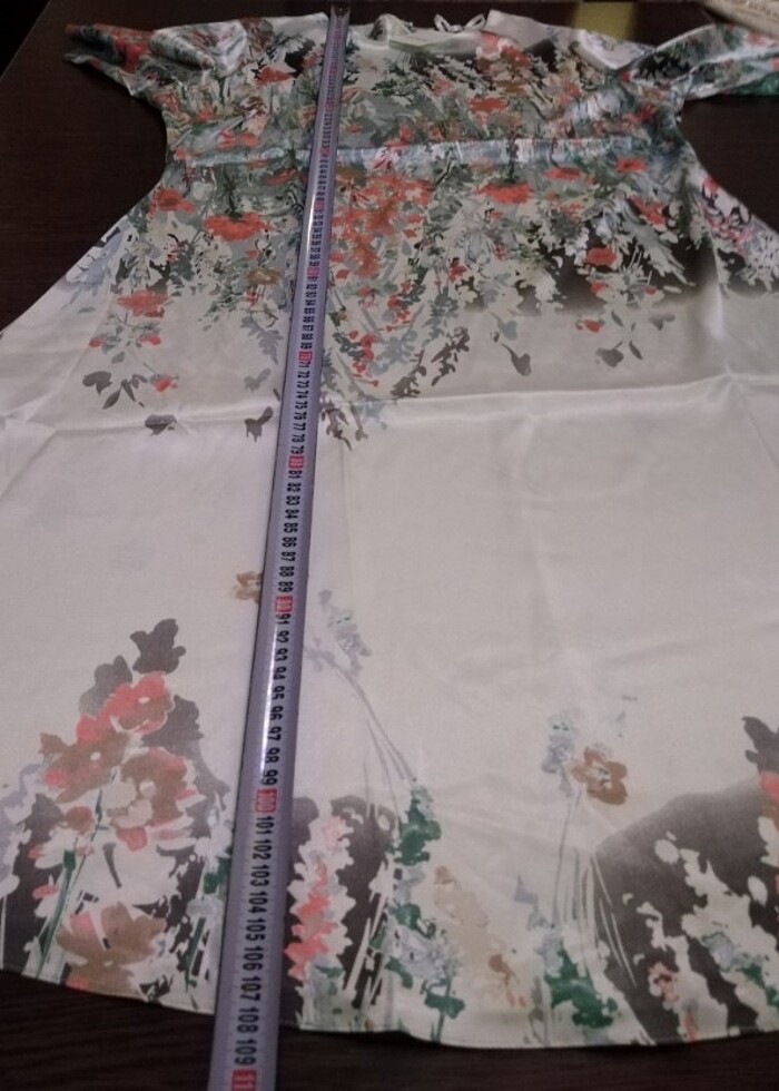 Yeni etiketli yeni sezon İpek saten elbise  - Görsel 2