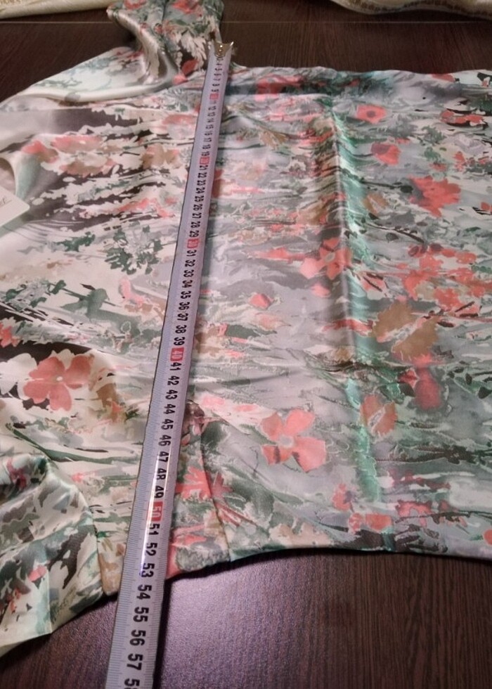 Yeni etiketli yeni sezon İpek saten elbise  - Görsel 4