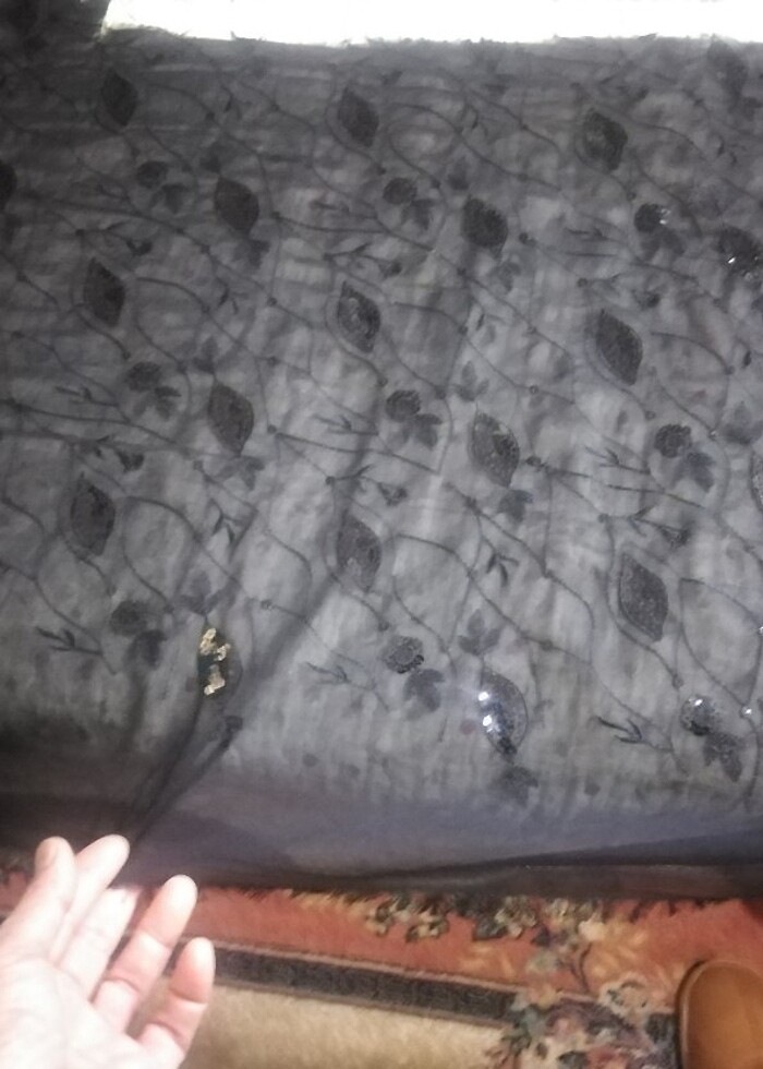 1.20 cm pul işlemeli siyah şifon parça - Görsel 4