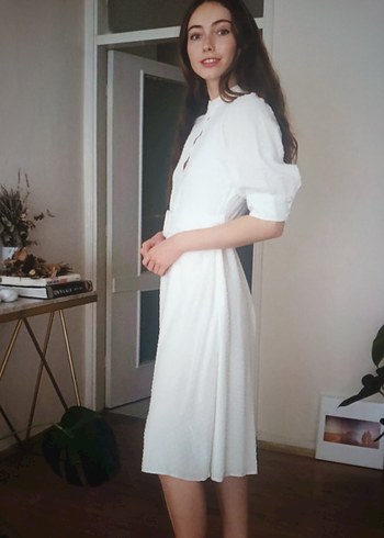 Düğmeli Beyaz Midi Vintage Elbise - Görsel 3