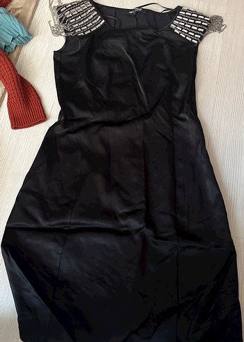 Zincir Detaylı Siyah Uzun Korse Elbise - Görsel 2