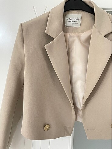 s Beden Crop blazer ceket