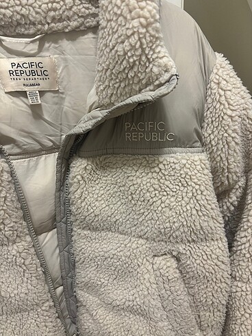Pull and Bear Pull and bear mont
