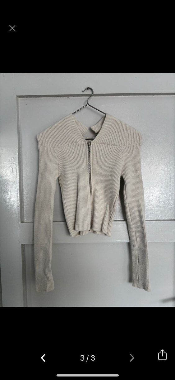 Kadın Beyaz Triko Fermuarlı Açık Omuz Kazak - Görsel 3