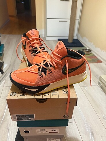 Nike Kyrie irving