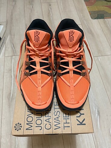 43 Beden Nike Kyrie irving