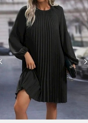 YUVARLAK YAKA PİLELİ SALAŞ İTHAL KREP ELBİSE - Görsel 3