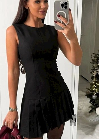 Zara İTHAL DUBLE KUMAŞ PILISELI SIYAH ELBİSE