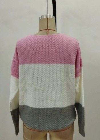 V YAKALI ÖNDEN DÜĞMELİ RENK BLOKLU TRİKO BLUZ - Görsel 8