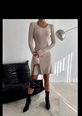 UZUN KOLLU PARMAK GEÇMELİ KAŞKORSE ELBİSE - Görsel 11