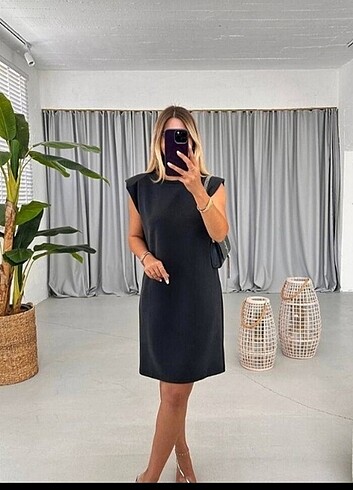 Zara PENYE SUPREM VATKALI SIYAH ELBISE