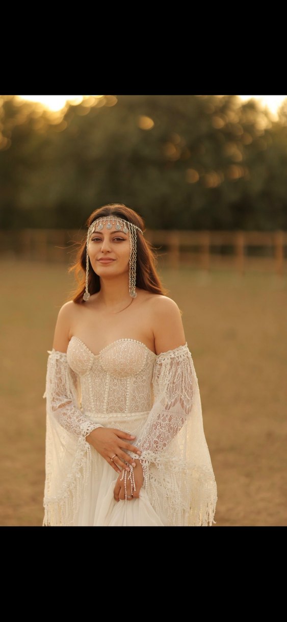 Dantel Detaylı Bohem Uzun Gelinlik - Görsel 3