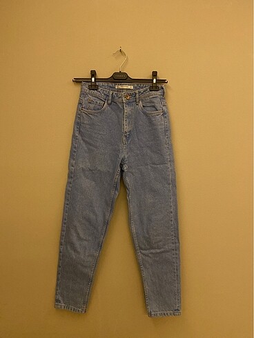 Zara Mom Jean