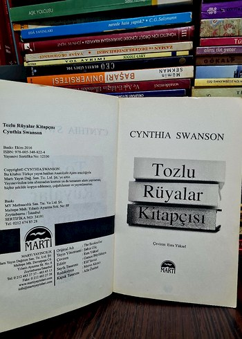  Beden Tozlu Rüyalar Kitapçısı - Cynthia Swanson
